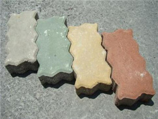 五顏六色的碼頭連鎖塊