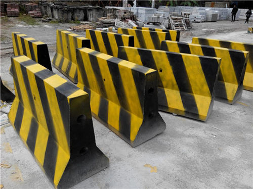 水泥防撞墩的知識匯總(圖1) 水泥防撞墩的知識匯總